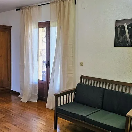 Casa De Aldea La Piniella