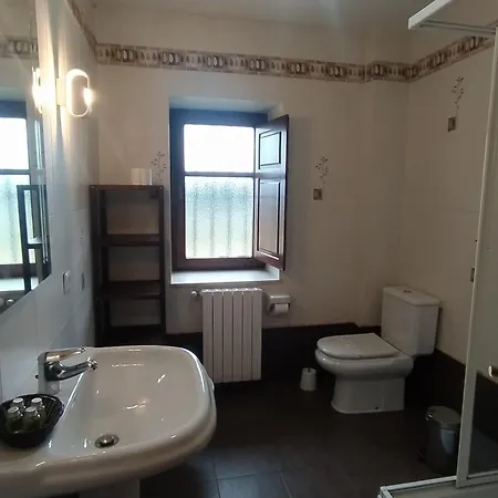 Gospodarstwo wiejskie Casa De Aldea La Piniella