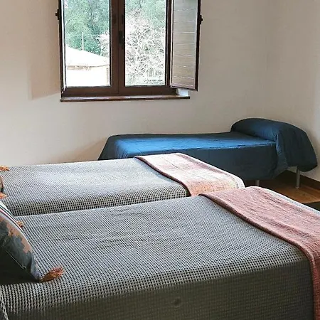 Gospodarstwo wiejskie Casa De Aldea La Piniella Villahormes