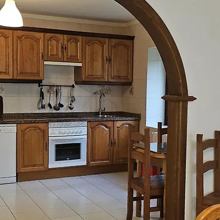 Casa De Aldea La Piniella