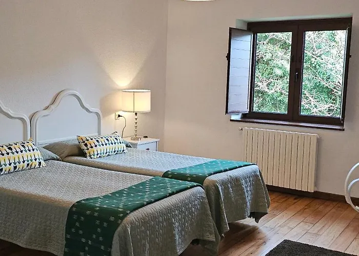 Casa De Aldea La Piniella Casa rural Villahormes