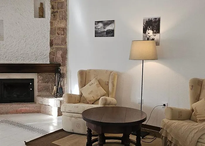 Casa De Aldea La Piniella Villahormes