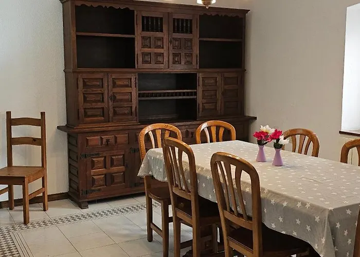 Casa De Aldea La Piniella Casa rural *